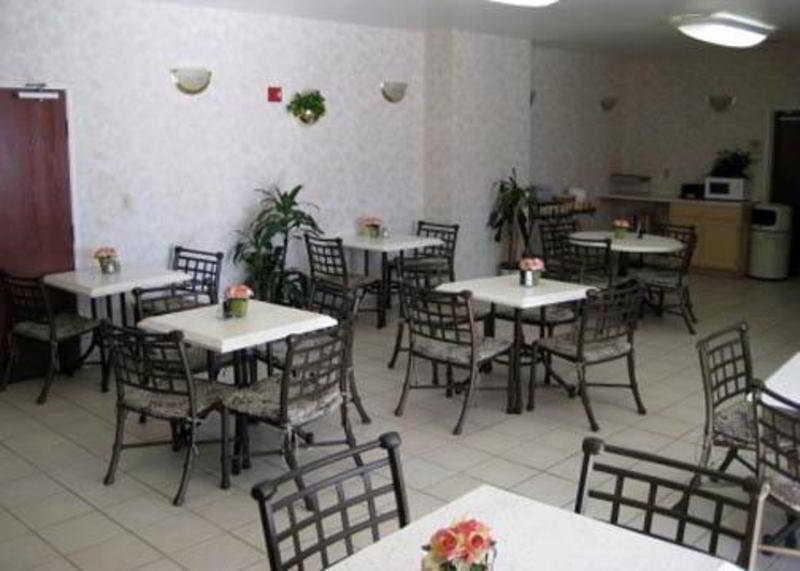 Quality Inn & Suites Airport Austin Exterior foto